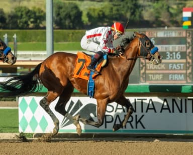 Potente, first time starter, leads all the way in maiden sprint