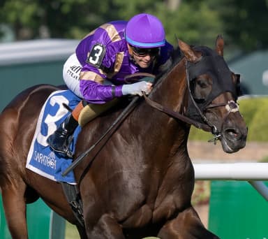 Prat, Franco each win four races on card