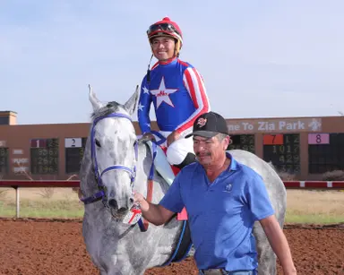Jockeys sidelined after spill at Lone Star