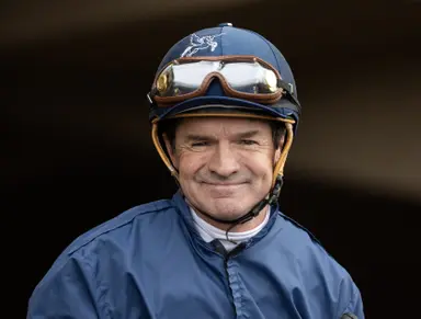 Jockey Desormeaux fined, suspended for excessive use of whip