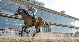 Life of Joy rallies past Bella Ballerina for statement score in Fair Grounds Oaks