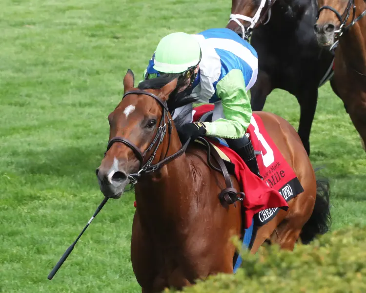Chez Pierre wins Maker's Mark Mile at KEE April 14 2023