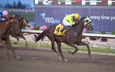 Quarry holds off Big Curl to take Canadian Derby