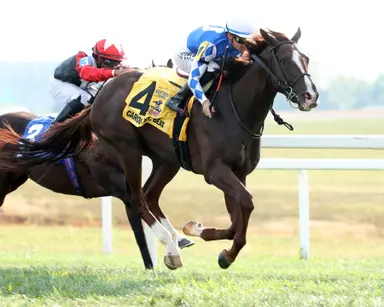 Caroline St. Beat, on one-week turnaround, triumphs in Nashville Derby