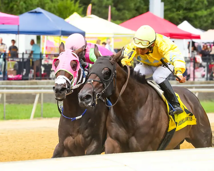 INVEIGLED - 1st Running of The Yorktown - 07-25-26 - R07 - Colonial Downs - Inside Finish 01