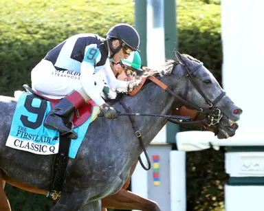 Classic Q takes down Lush Lips in thrilling First Lady