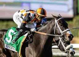 Vanta surges to Surfer Girl win; Repo Man takes Zuma Beach Stakes