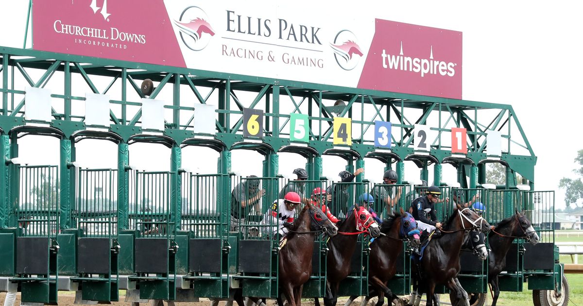 Ellis moves Friday card to Monday, shuffles start times due to heat