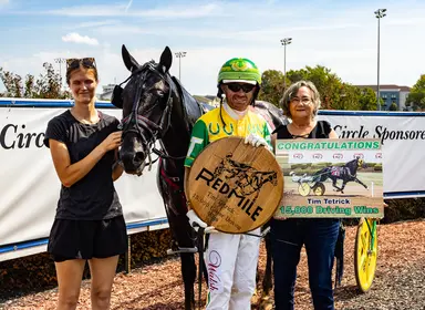 Red Mile: Tim Tetrick reaches 15,000 career wins