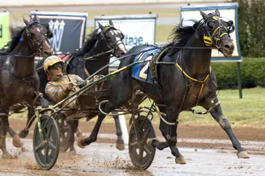 Red Mile:  Al Papi takes Tattersalls, pushes Burke past $400 million in earnings