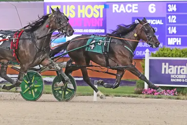 Harrah's Hoosier Park:  Whoomp betters Somemore Blue in Indiana Sire Stakes