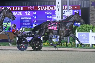 Harrah's Hoosier Park:  Three Times Bettor rolls in Grade 3 Rockin Nola