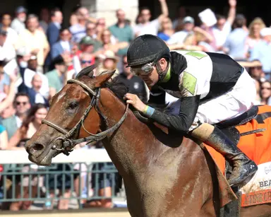 A Fine Chardonnay rallies from last to edge Sneaky Good in Beaumont