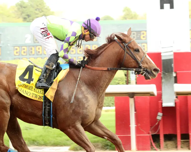 TEJANO TWIST - Whitmore Stakes G3 - 03-14-26 - R10 - Oaklawn Park - Tight Finish 01 - Andrew.jpg