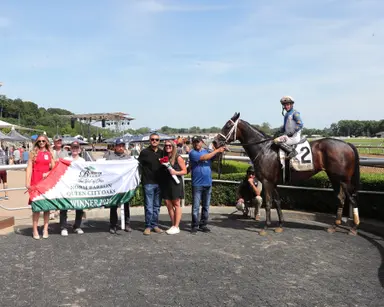Four-stakes card headlined by competitive Vivacious