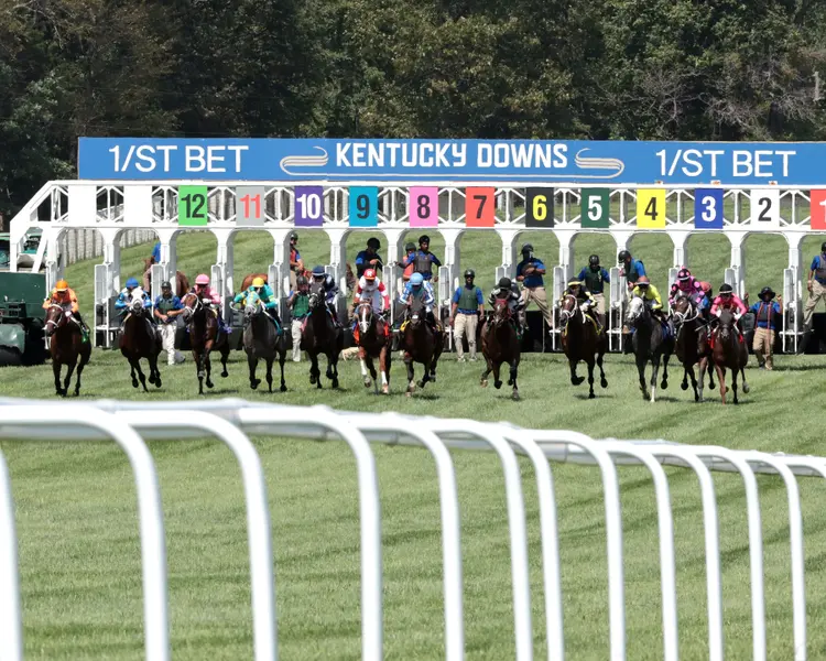 Kentucky Downs scenics05.8.30.26.COM