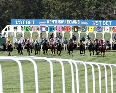 Kentucky Downs shifts to earlier post time, fewer races for Thursday due to dangerously hot forecast