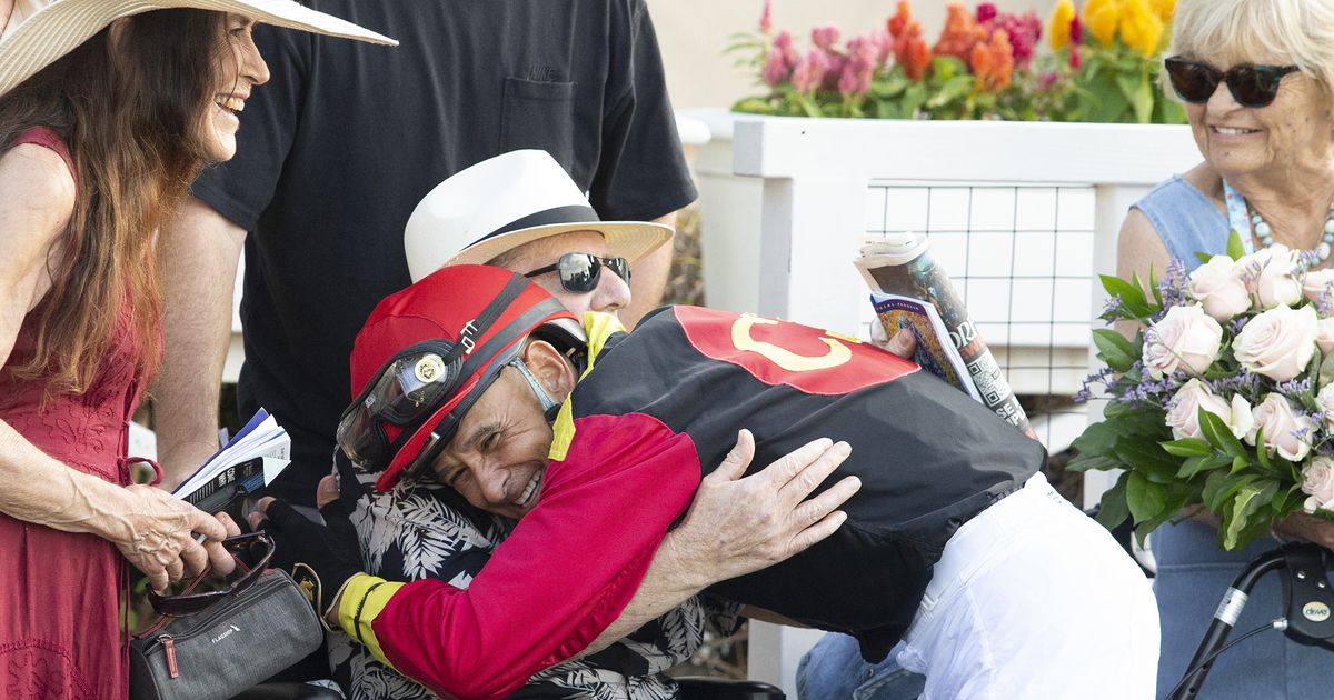 Grappling with Lou Gehrig's disease, Sise wins with final runner