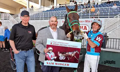 Scioto: Widger reaches 8,000 career wins