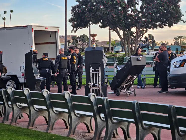 Slot machines seized.jpg