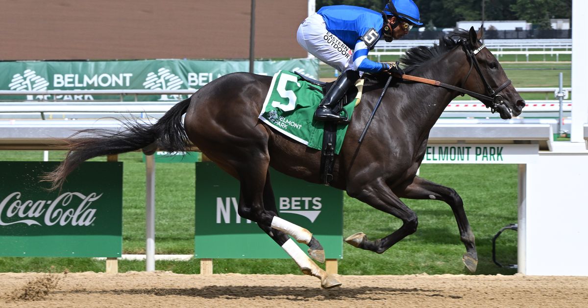 Kentucky Oaks trail begins with light Rags to Riches