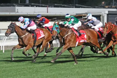 Luke Middlebrook's Hong Kong Selections and Analysis for Wednesday, December 17, 2025