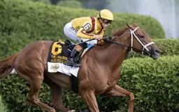 Amberglen handles step up with ease in Lake George