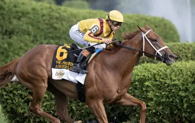 Amberglen handles step up with ease in Lake George