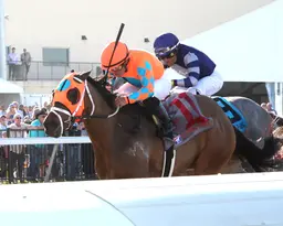 Lorelei Lee punches Kentucky Oaks ticket with Bourbonette Oaks win
