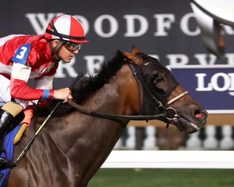 BURNHAM SQUARE - The Louisville G3 - 05-16-26 - R08 - Churchill Downs - Tight Finish 01 - Stephen Ibanez.jpg