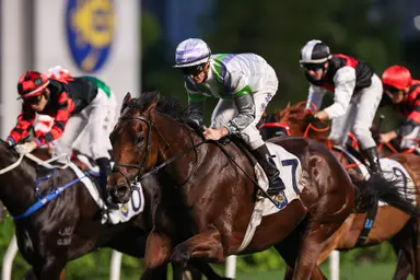 David Eustace claims 30th win of season with Light Years Charm