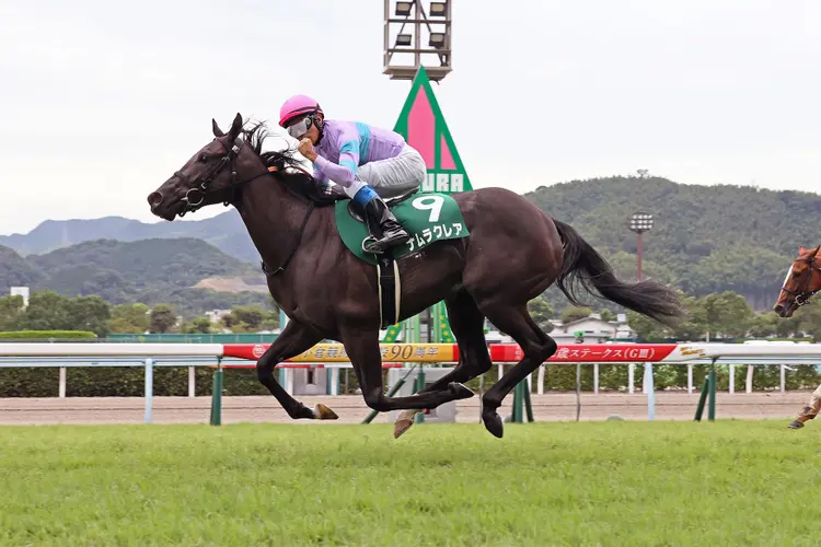 Namura Clair01.9-5-21.JRA_.jpg