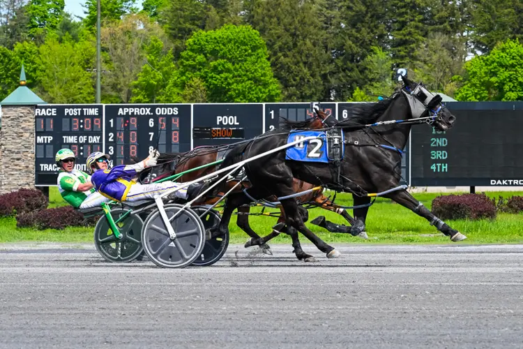Oliver Lemus_1st win_Jessica Hallett.jpeg