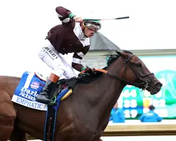 Emphatic beats back Summer Starlet to win Alcibiades