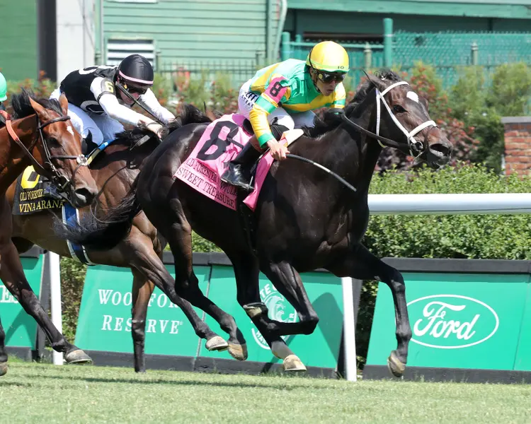 SWEET TREASURE - The Old Forester Mint Julep G3 - 05-30-26 - R07 - Churchill Downs - Finish 02 - Renee Torbit.jpg