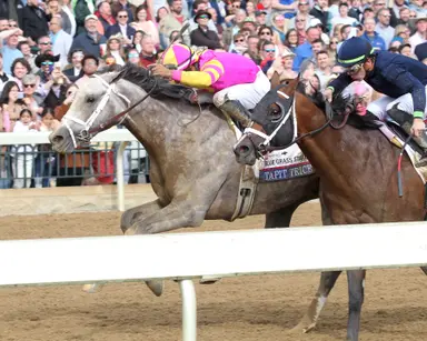 Tapit Trice outruns Verifying in Blue Grass Stakes