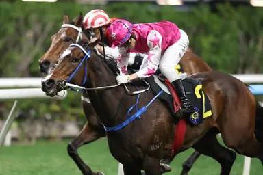 Caspar Fownes moves to second in 2025/26 trainers’ championship with a double