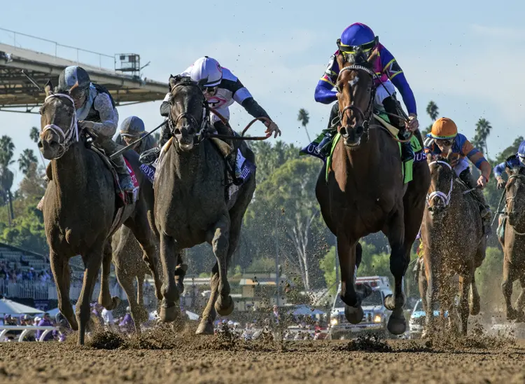 Just F Y I (right) wins the BC Juvenile Fillies at SA Nov 3 2023