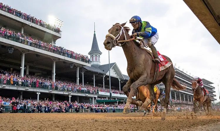 Secret Oath wins the Kentucky Oaks at Churchill Downs