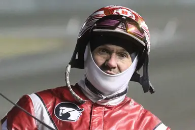 Yonkers: Bartlett with another strong hand in McIntyre second leg