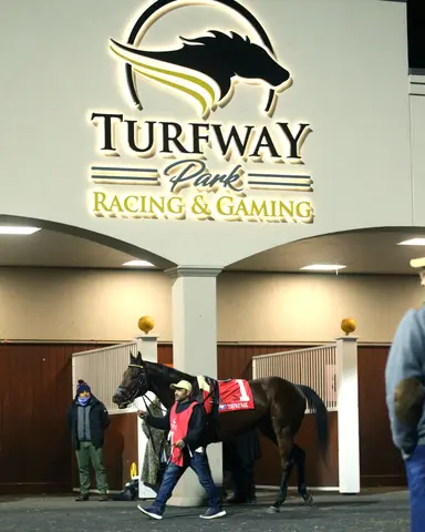 Turfway wraps up meet with slight dip in handle