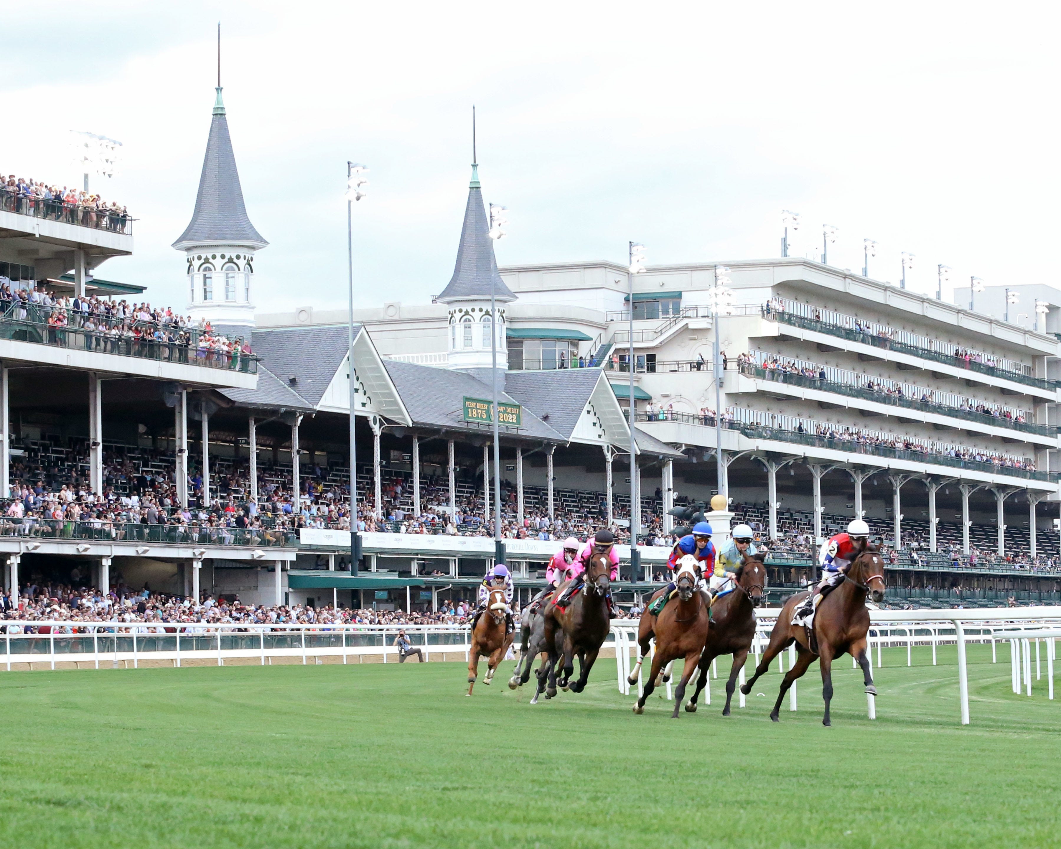 Turf racing, new wager welcomed sights for Churchill September meet