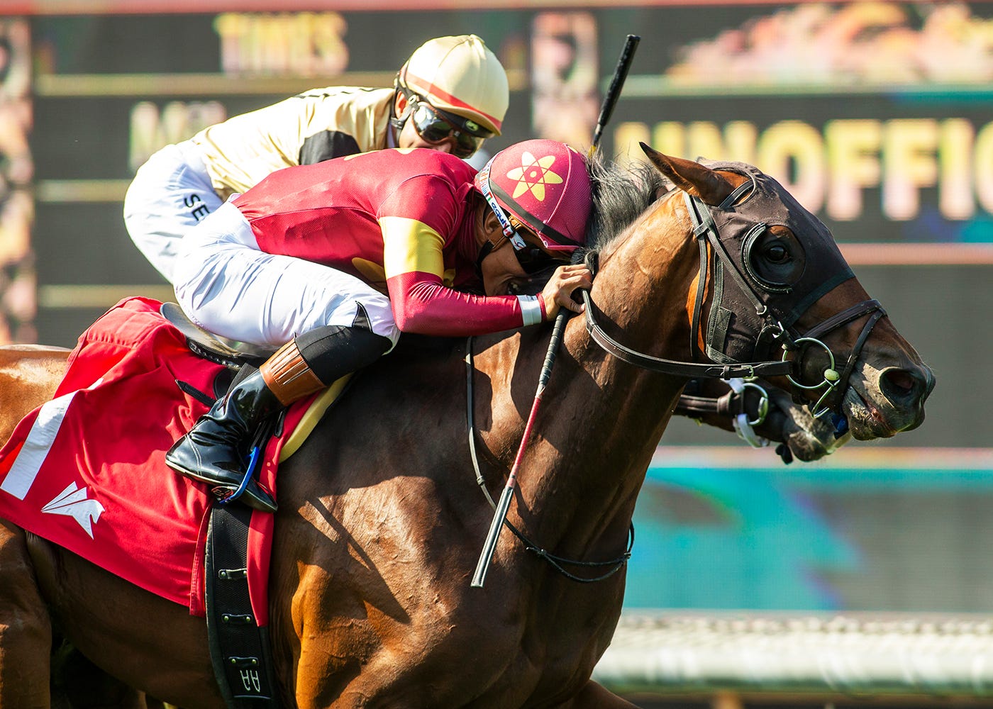 Unrivaled Time catches Trump Era late in Snow Chief Stakes