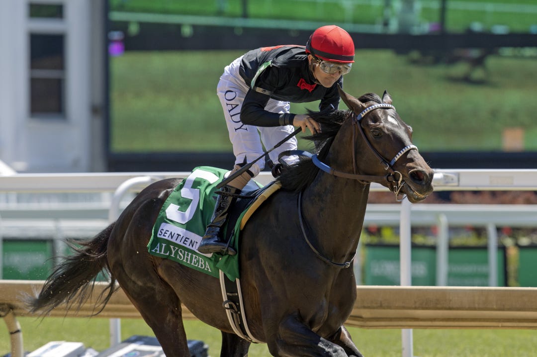 Smile Happy wins the Alysheba at CD May 5 2023