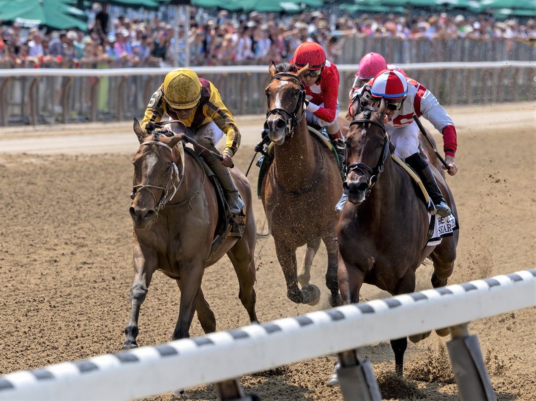 Clairiere (left) beats Search Results in Ogden Phipps at BEL June 10 2023