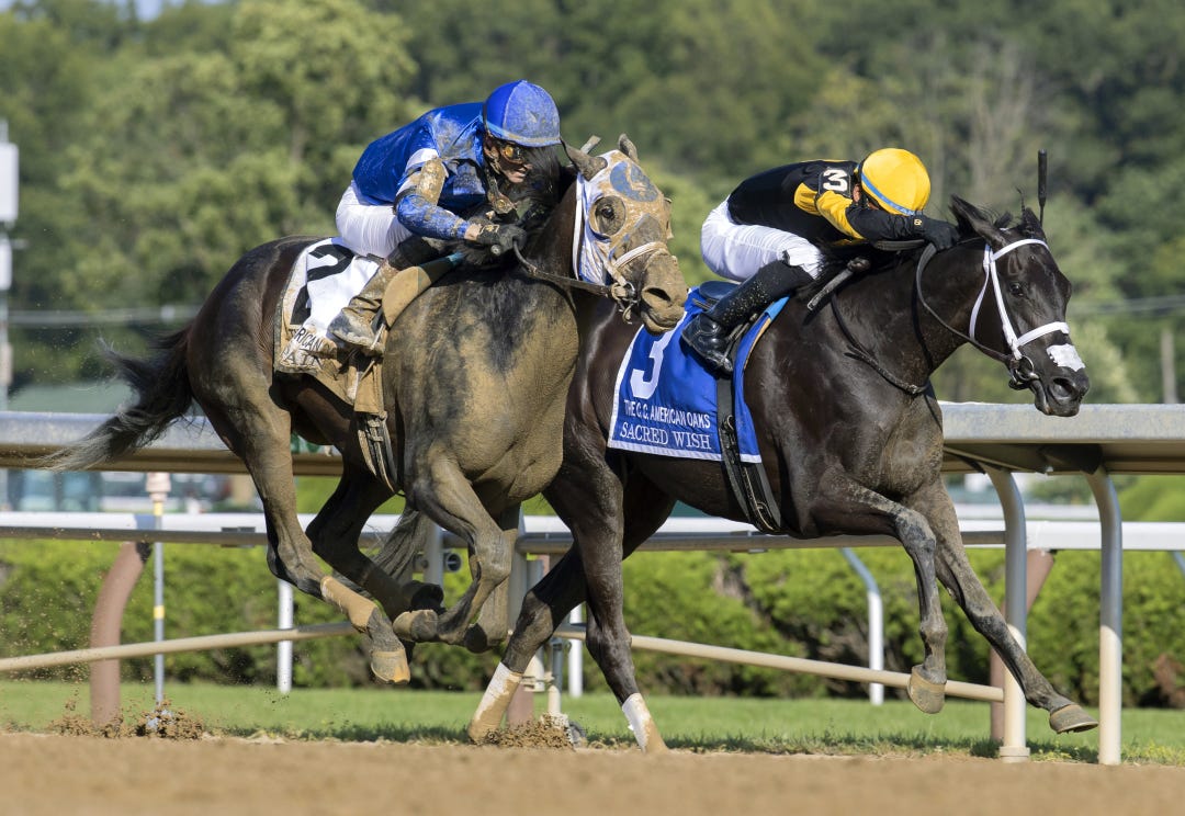 Wet Paint (left) beats Sacred Wish in CCA Oaks at SAR July 22 2023